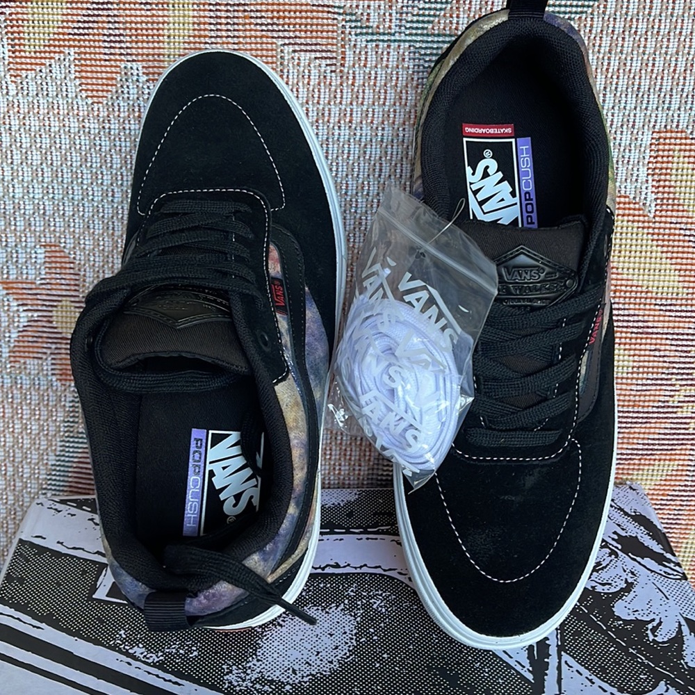 Vans Men’s Kyle Walker
Tie-Dye Terry Black/Multi
VN0A5JIEBML
 sneakers - Picture 13 of 16